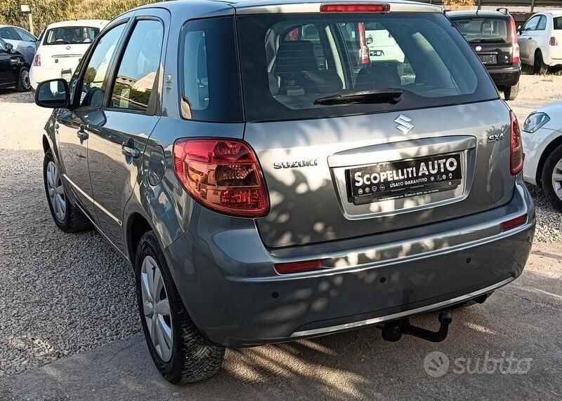 Usata Suzuki SX4 120 CV (88 kW) 2008 Grigio SUV