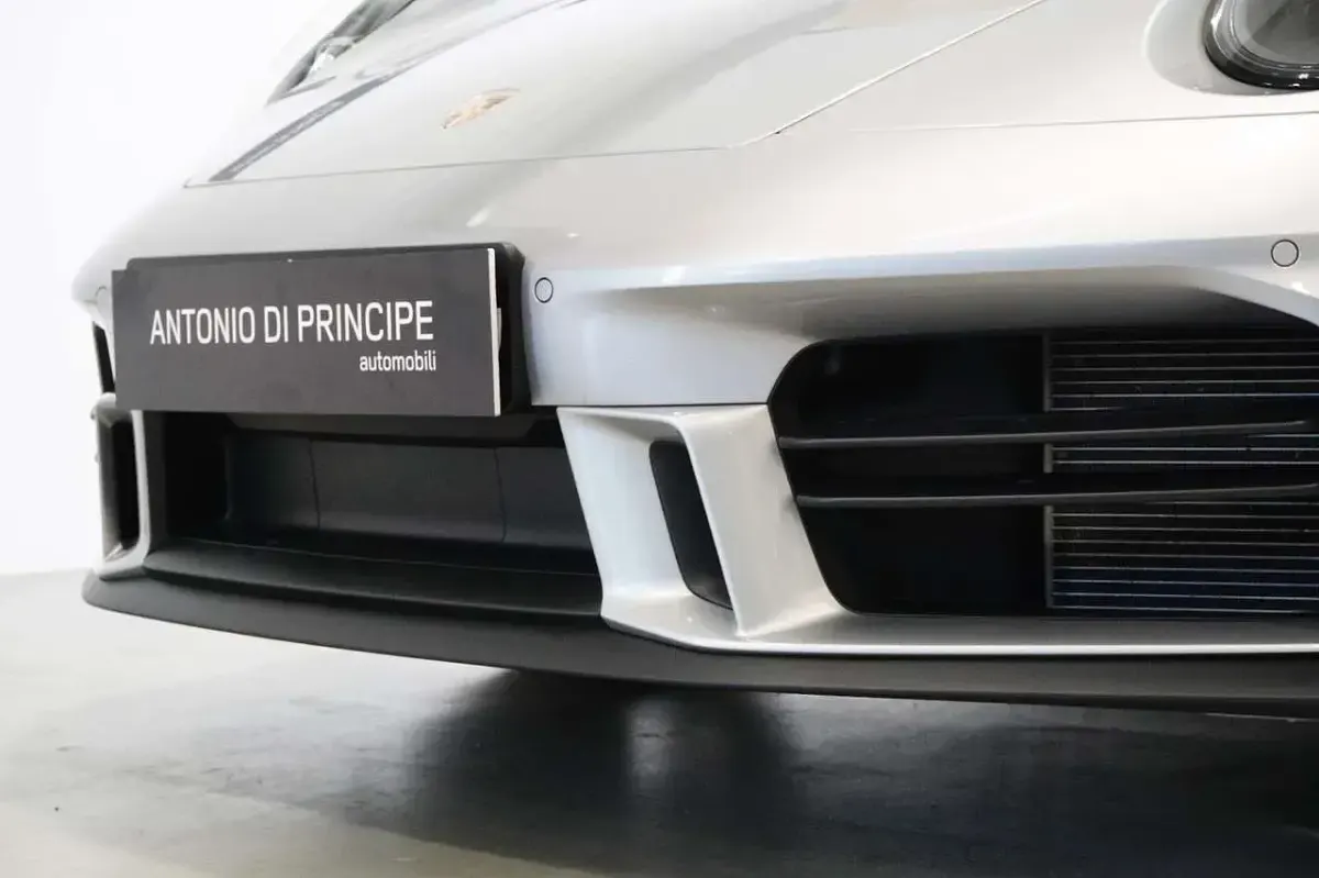 Usata Porsche 992 Sport 394 CV (289 kW) 2025 Argento gt Coupé