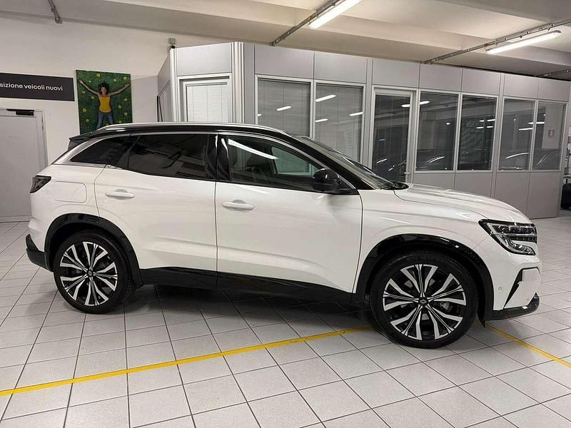 Usata Renault Austral Iconic 200 CV (147 kW) 2023 Bianco SUV