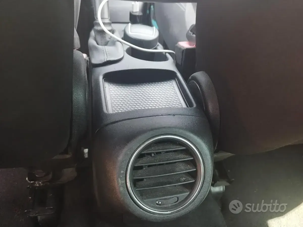 Usata Alfa Romeo Giulietta Super 120 CV (88 kW) 2018 Bluazzurro Utilitaria