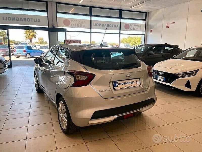 Usata Nissan Micra 90 CV (66 kW) 2018 Grigio Berlina