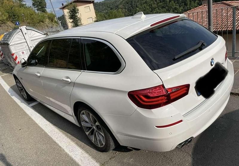 Usata BMW 530 Luxury Line 258 CV (189 kW) 2015 Station wagon