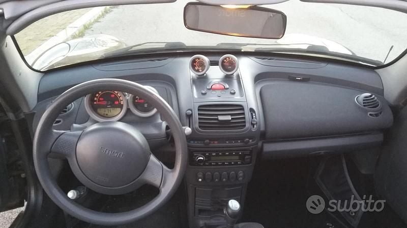 Usata Smart Roadster 61 CV (44 kW) 2003 Nero Cabrio