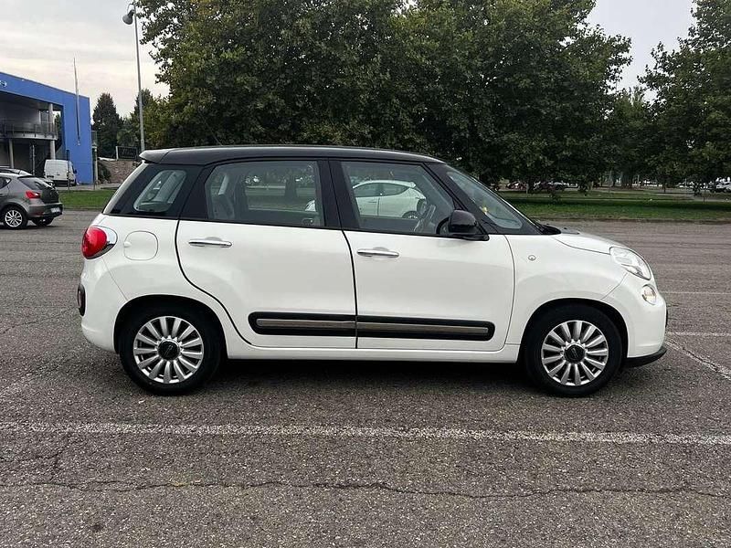 Usata Fiat 500L Lounge 95 CV (69 kW) 2016 Bianco Monovolume