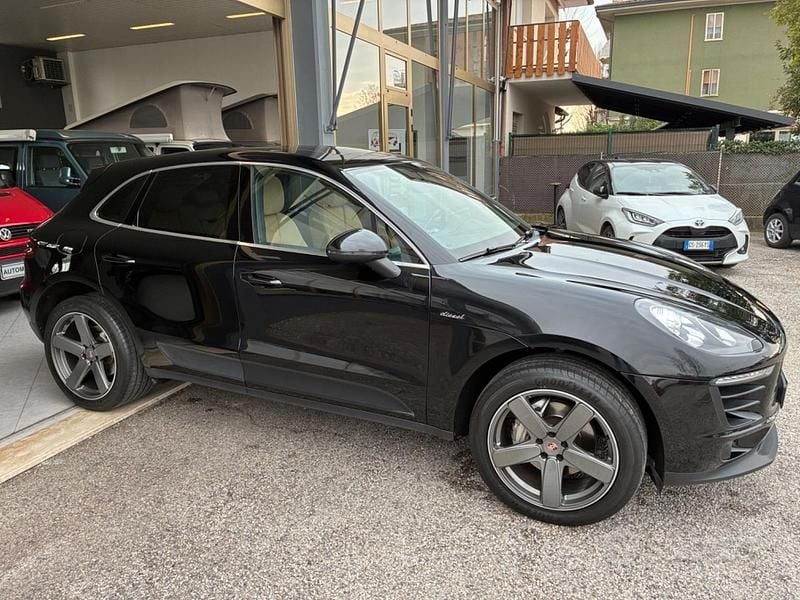 Usata Porsche Macan 258 CV (189 kW) 2016 Nero SUV