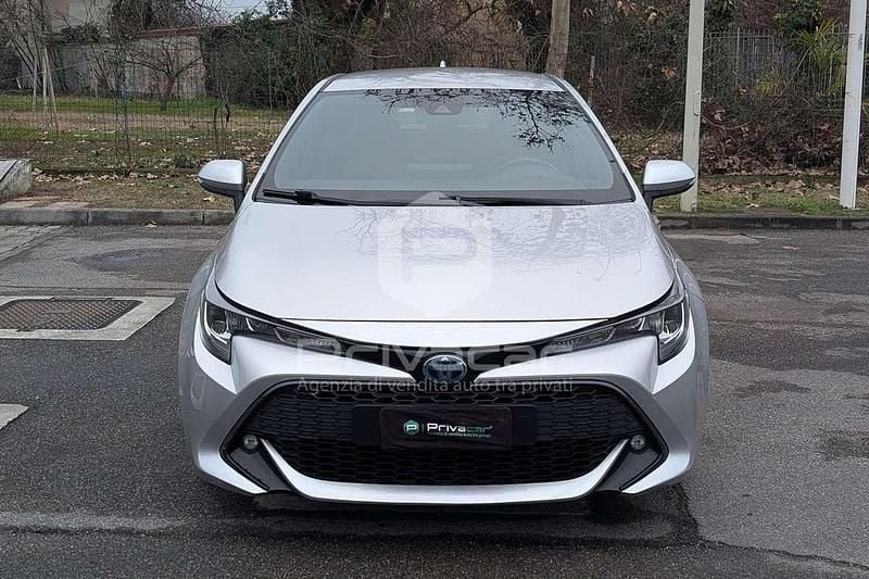 Usata Toyota Corolla Active 98 CV (72 kW) 2019 Grigio Utilitaria
