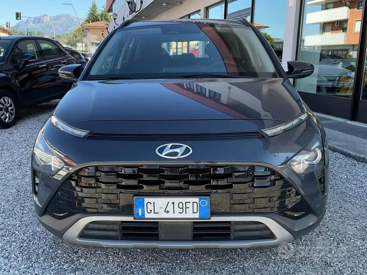 Usata Hyundai Bayon 84 CV (61 kW) 2022 Grigio SUV