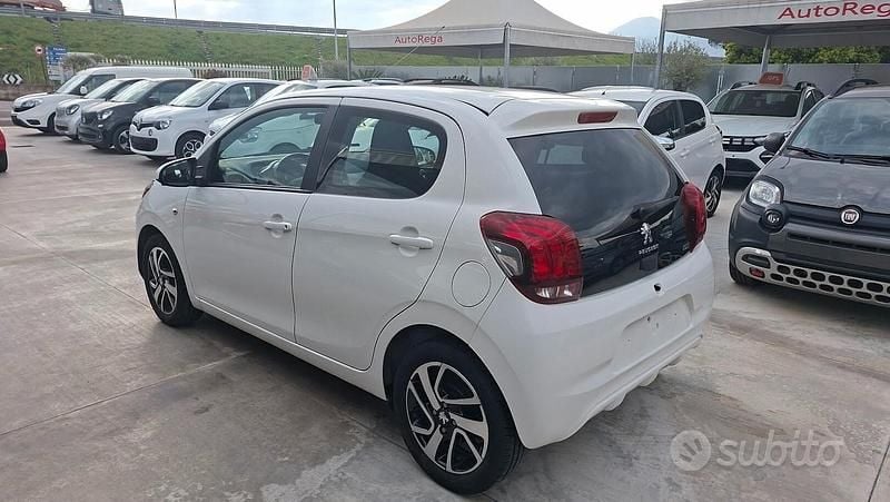 Usata Peugeot 108 69 CV (50 kW) 2016 Bianco Utilitaria
