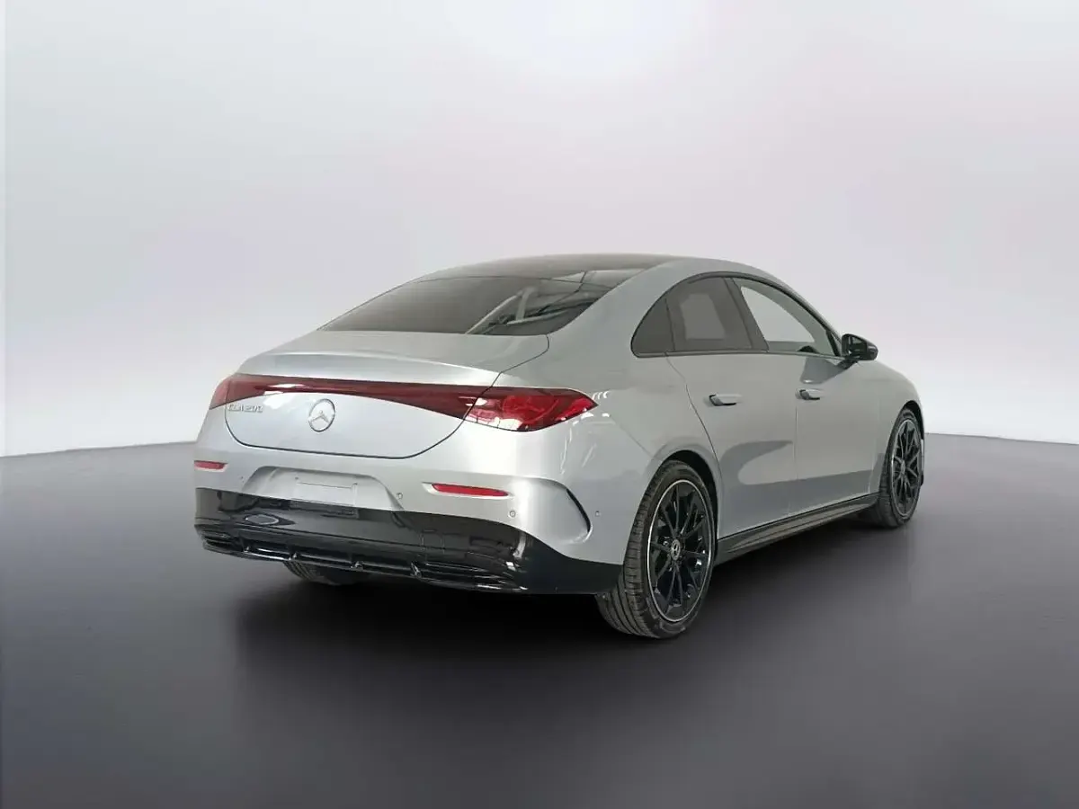 Nuova Mercedes CLA200 196 CV (144 kW) 2026 Argento hightech