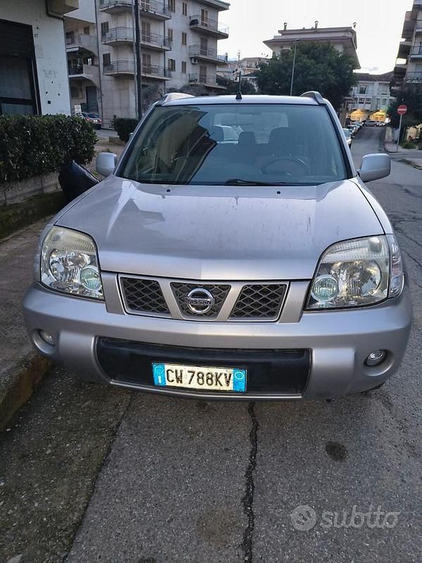 Usata Nissan X-Trail 2005 Grigio SUV