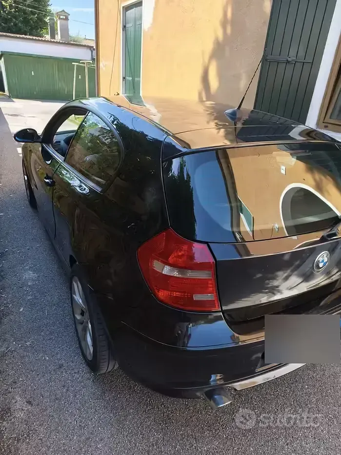 Usata BMW 118 143 CV (105 kW) 2008 Nero Utilitaria
