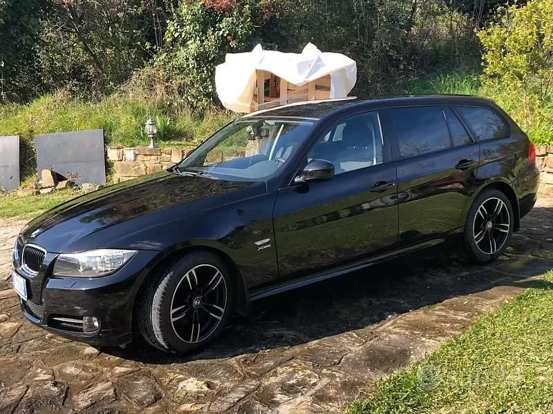 Usata BMW 320 177 CV (130 kW) 2009 Nero Station wagon