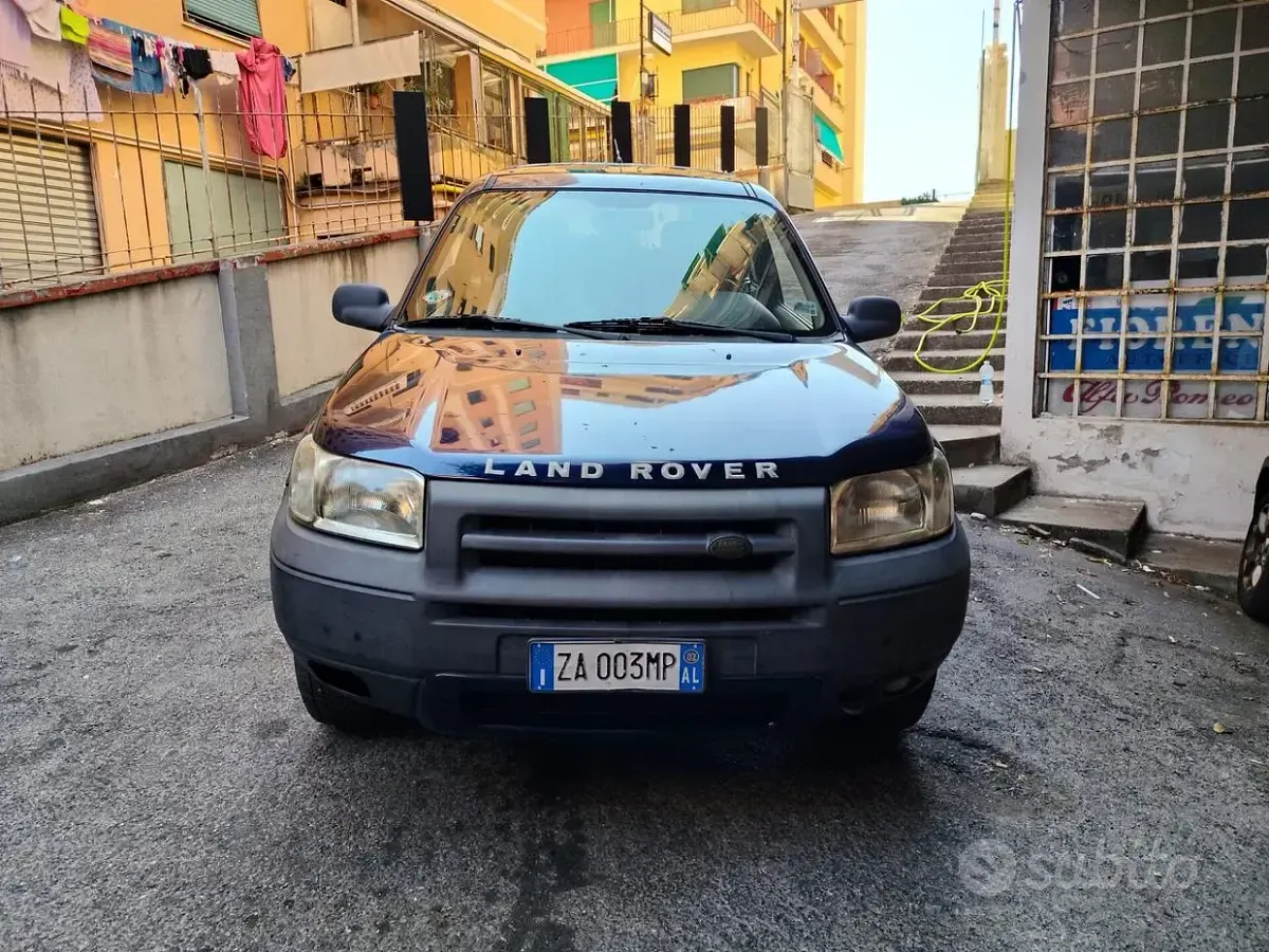 Usata Land Rover Freelander 111 CV (81 kW) 2002 Bluazzurro SUV