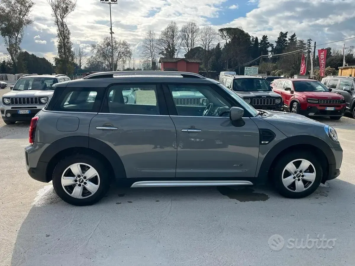 Usata Mini Cooper D Countryman Business 150 CV (110 kW) 2021 Grigio SUV