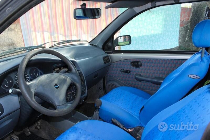 Usata Fiat Strada 2002 Grigio Pick-up