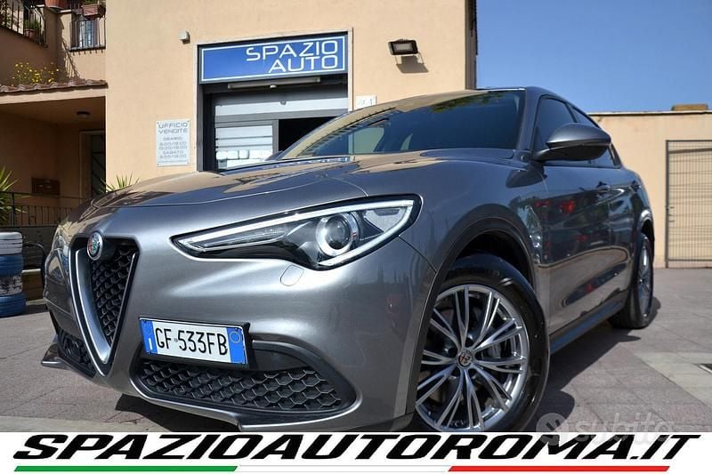 Usata Alfa Romeo Stelvio 190 CV (139 kW) 2021 Grigio SUV