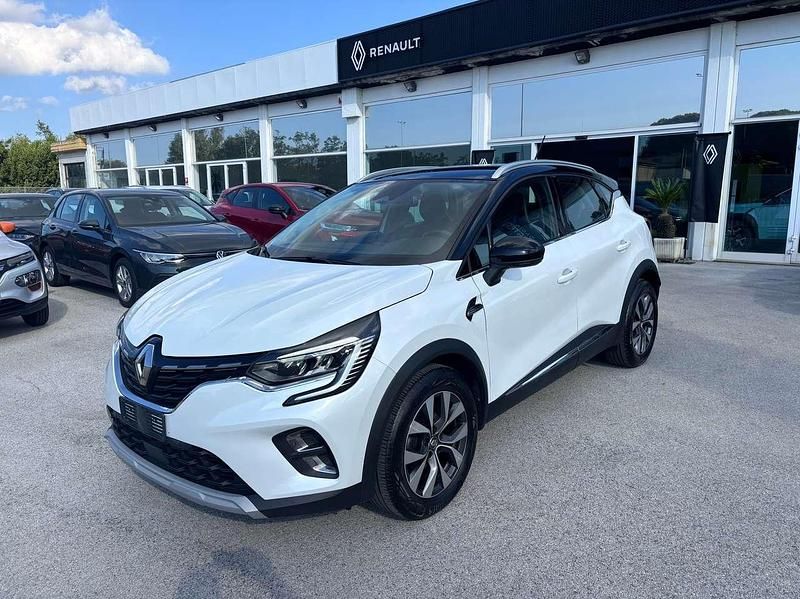 Bianco nacrètetto nero Usata 2020 Renault Captur Intens SUV | 17.900 € (Buon prezzo) - Immagine 1/4
