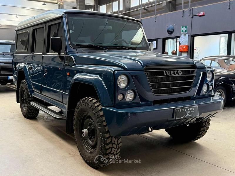 Usata Iveco Massif 146 CV (107 kW) 2011 Blu metallizzato SUV