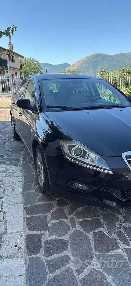 Usata Lancia Delta Gold 90 CV (66 kW) 2011 Grigio Utilitaria