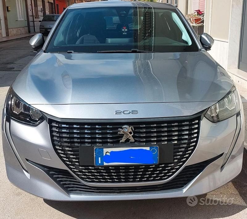 Usata Peugeot 208 Active 75 CV (55 kW) 2021 Grigio Utilitaria