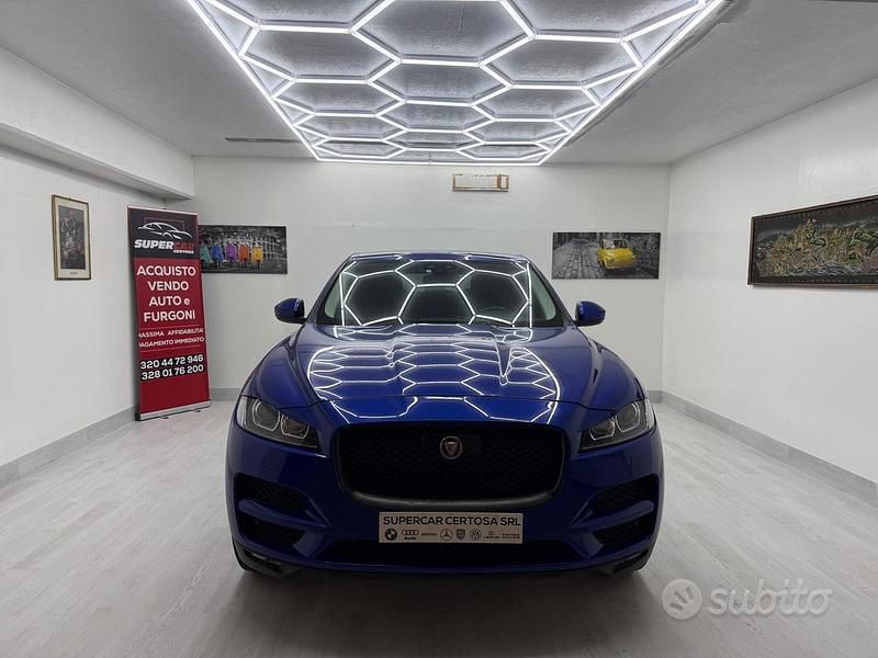 Usata Jaguar F-Pace Portfolio 180 CV (132 kW) 2018 Blu SUV