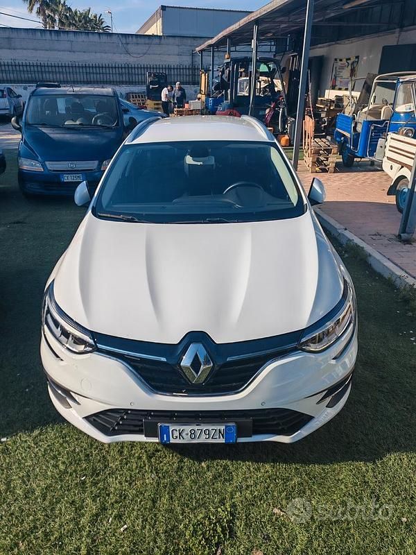 Usata Renault Mégane GrandTour Techno 115 CV (84 kW) 2022 Bianco Station wagon
