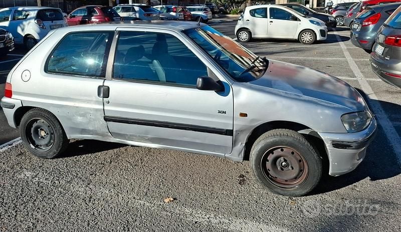 Usata Peugeot 106 50 CV (36 kW) 1997 Grigio Utilitaria
