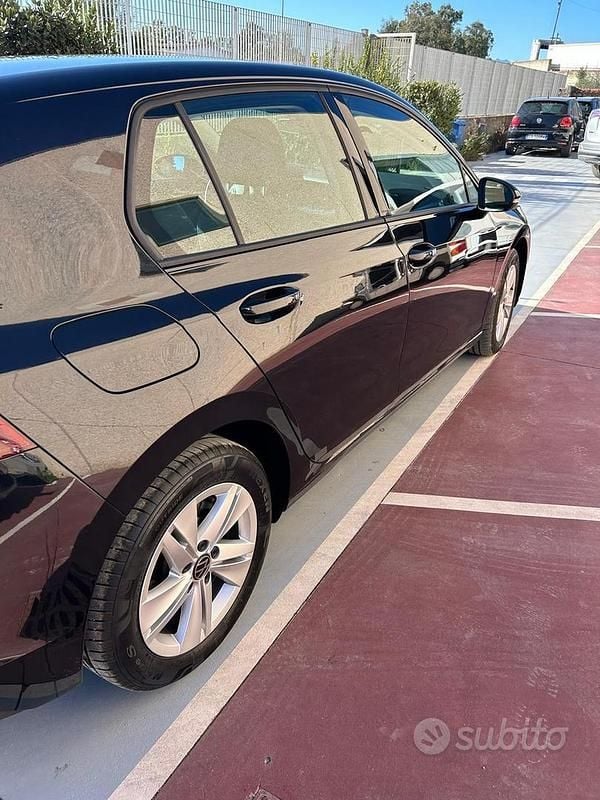 Usata VW Golf VII 150 CV (110 kW) 2021 Utilitaria