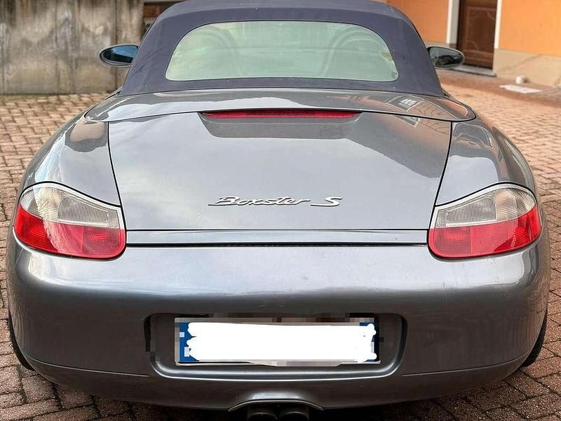 Usata Porsche Boxster 252 CV (185 kW) 2001 Grigio Cabrio