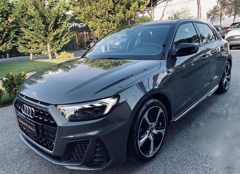 Perlato tetto nero Usata 2025 Audi A1 S-Line Berlina | 22.950 € (Super prezzo) - Immagine 1/4