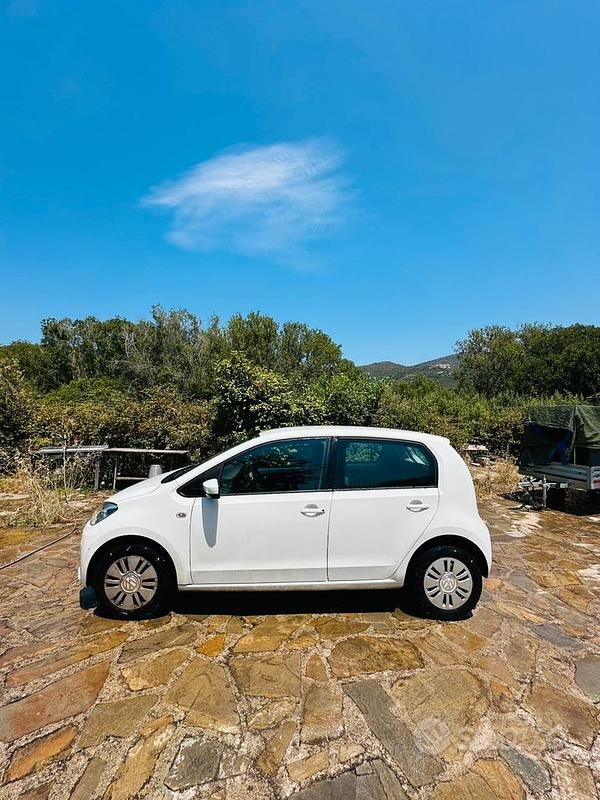 Usata VW up! 60 CV (44 kW) 2015 Bianco Utilitaria