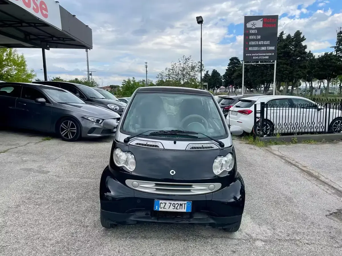 Usata Smart ForTwo Coupé Passion 61 CV (44 kW) 2006 Nero Coupé