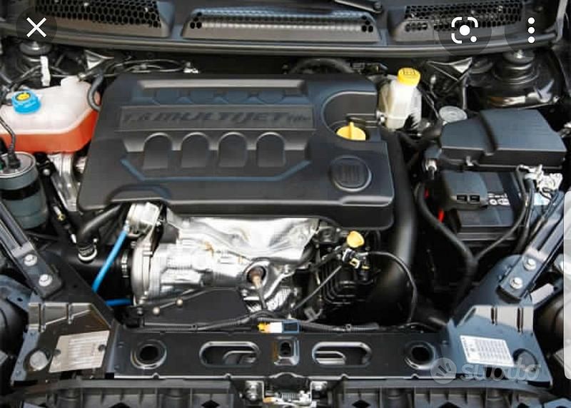 Usata Fiat Bravo 105 CV (77 kW) 2014 Marrone Utilitaria