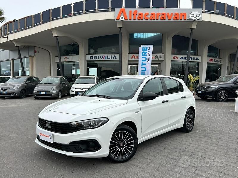 Bianco Usata 2022 Fiat Tipo Tre volumi | 14.900 € (Buon prezzo) - Immagine 1/4
