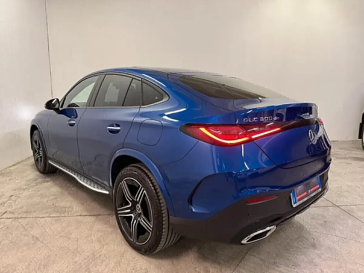 Usata Mercedes GLC300de Advanced Plus 197 CV (144 kW) 2024 Blu SUV