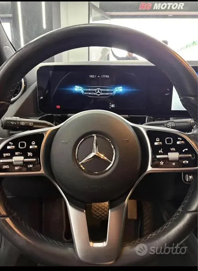 Usata Mercedes GLA200 163 CV (119 kW) 2021 Nero SUV