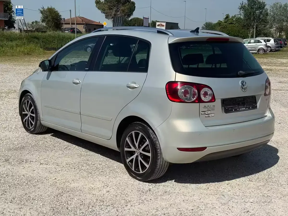Usata VW Golf Plus Cross Trendline 80 CV (58 kW) 2011 Grigio Monovolume