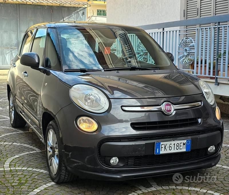 Usata Fiat 500L Lounge 95 CV (69 kW) 2016 Grigio Monovolume
