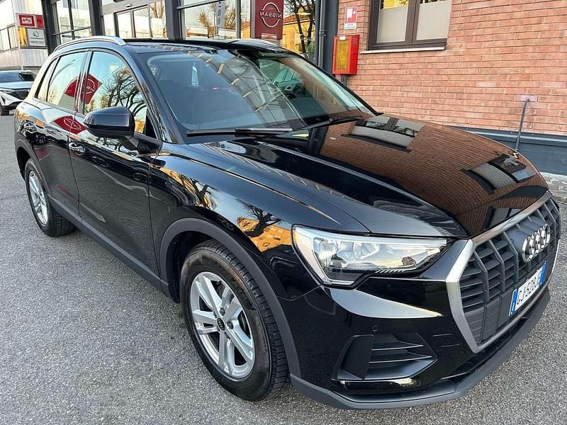 Usata Audi Q3 Business 150 CV (110 kW) 2022 Nero mytos SUV