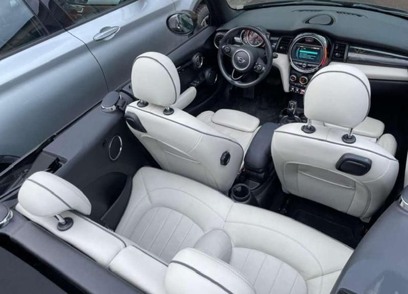 Usata Mini Cooper D Cabriolet Hype 116 CV (85 kW) 2018 Verde Cabrio