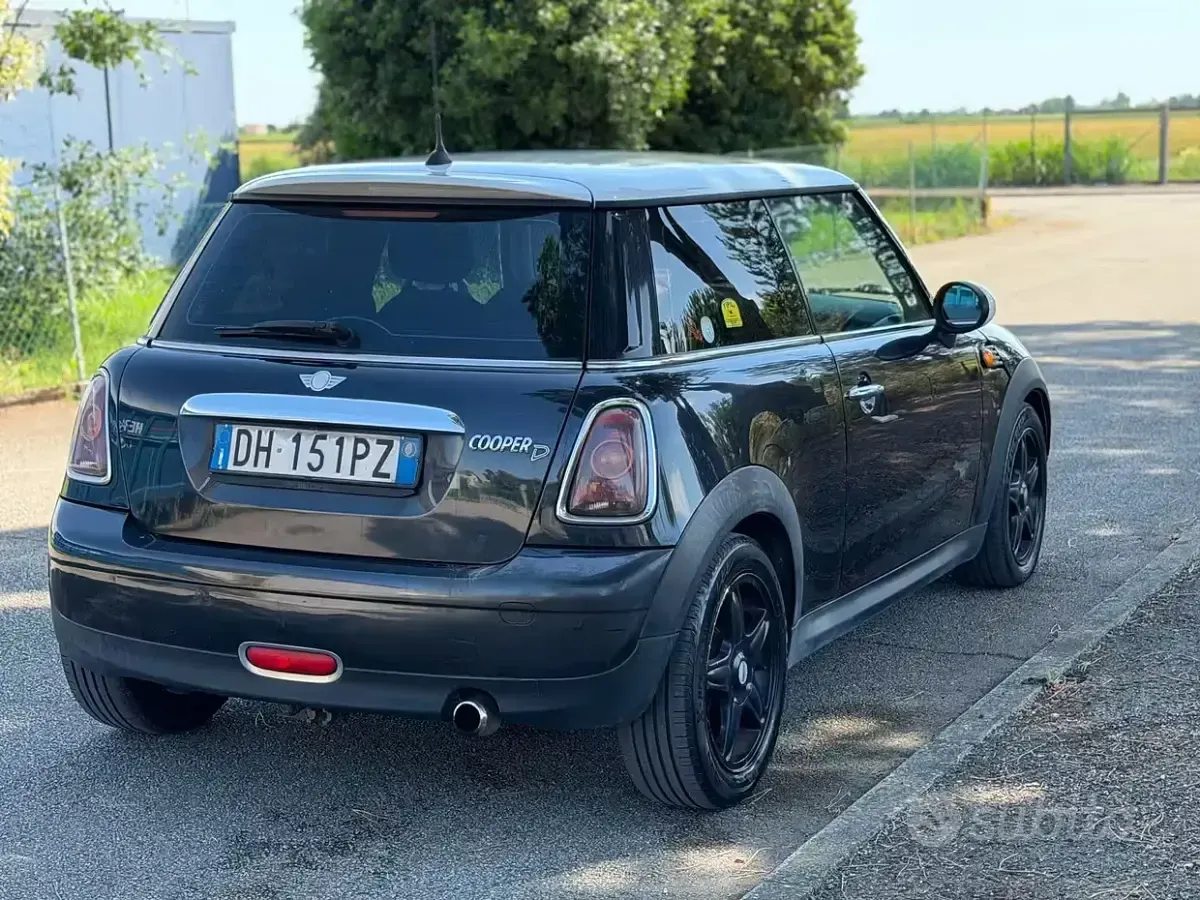 Usata Mini Cooper Clubman 109 CV (80 kW) 2008 Nero Station wagon