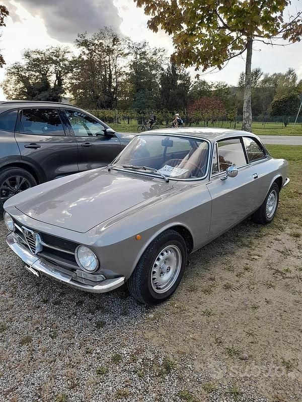 Grigio Usata 1970 Alfa Romeo GT Junior Coupé | 29.000 € - Immagine 1/4