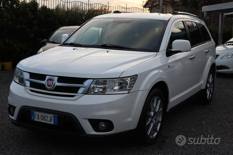 Usata Fiat Freemont Cross 140 CV (102 kW) 2015 Bianco SUV