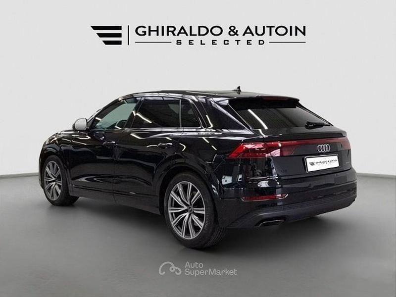 Usata Audi Q8 S-Line 286 CV (210 kW) 2025 Nero SUV
