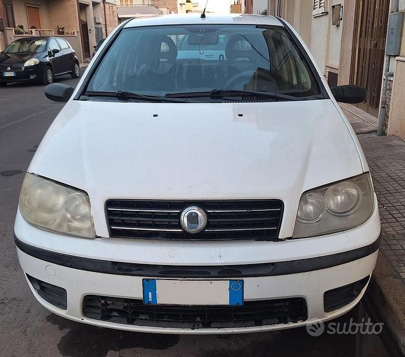 Usata Fiat Punto 60 CV (44 kW) 2006 Bianco Utilitaria