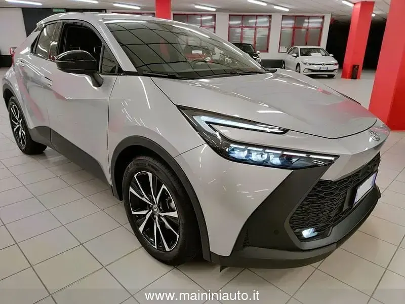 Usata Toyota C-HR Play 98 CV (72 kW) 2025 Grigio SUV