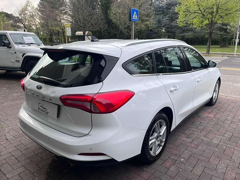 Usata Ford Focus ST-Line 120 CV (88 kW) 2021 Bianco Station wagon