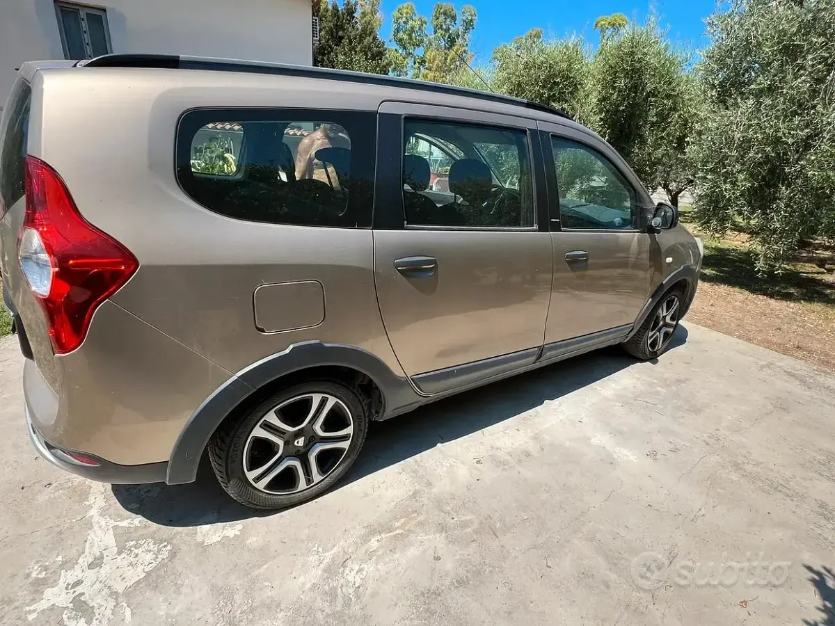 Usata Dacia Lodgy 109 CV (80 kW) 2018 Monovolume