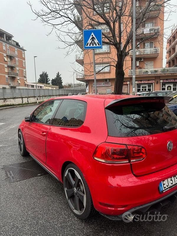 Usata VW Golf VI GTI 280 CV (205 kW) 2010 Rosso Utilitaria