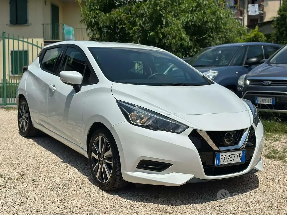 Usata Nissan Micra Acenta 90 CV (66 kW) 2017 Bianco Utilitaria